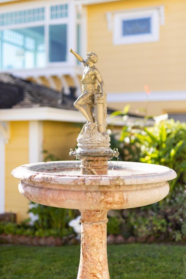 Inn Seven Gables On Monterey Bay, A Kirkwood Collection 4*